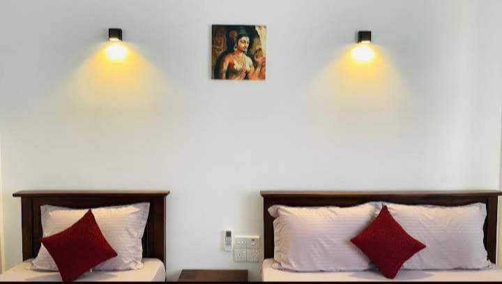 Lake Edge Resort Anuradhapura Kültér fotó