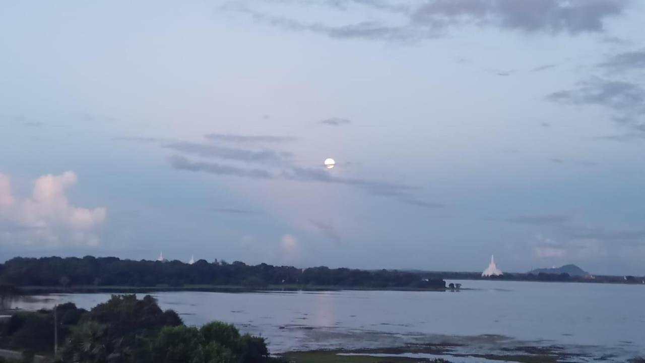 Lake Edge Resort Anuradhapura Kültér fotó
