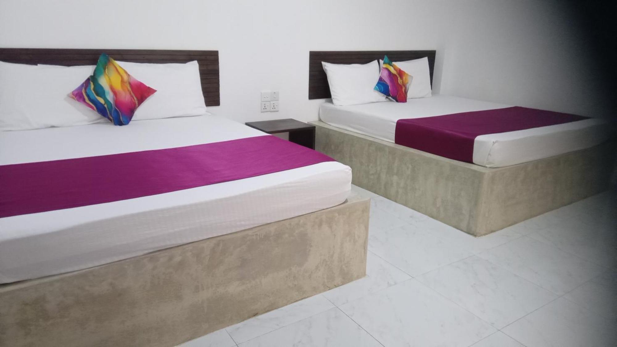 Lake Edge Resort Anuradhapura Kültér fotó